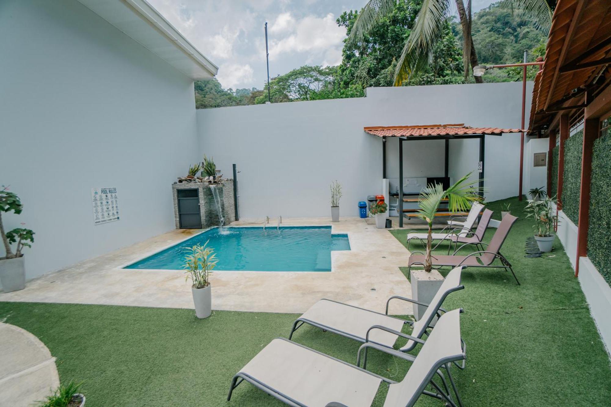 Apartamentos Ganesha Jacó Exterior foto